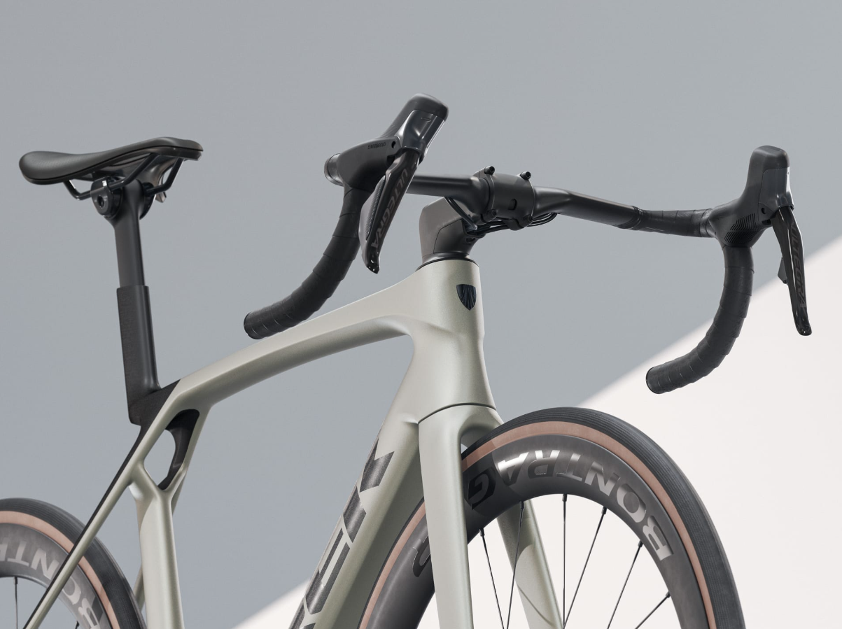 TREK 2025 Madone SL 7 Gen 8 Road Bike/TREK 2025 Madone SL 7 Gen 8 Road Bike