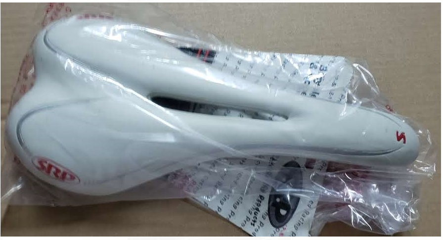 SRP 鈦( RAIL) 邊中間通孔座位190克 (1133U)白色 / SRP RACING RAIL TITANIUM SADDLE WITH HOLES 190G