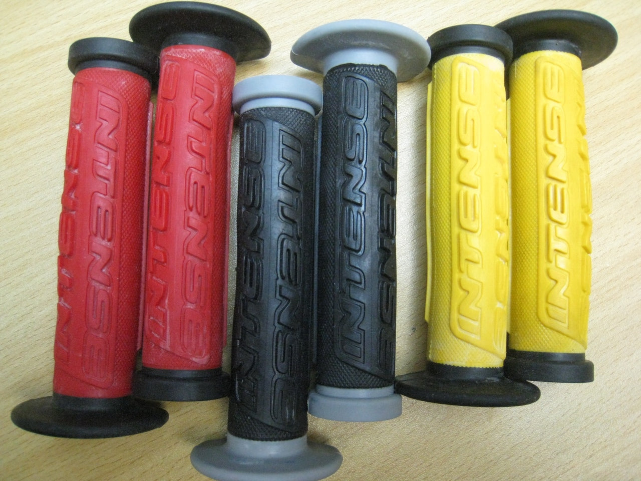 ODI INTENSE 手筒(三色:紅/黑/黃) / ODI INTENSE GRIP