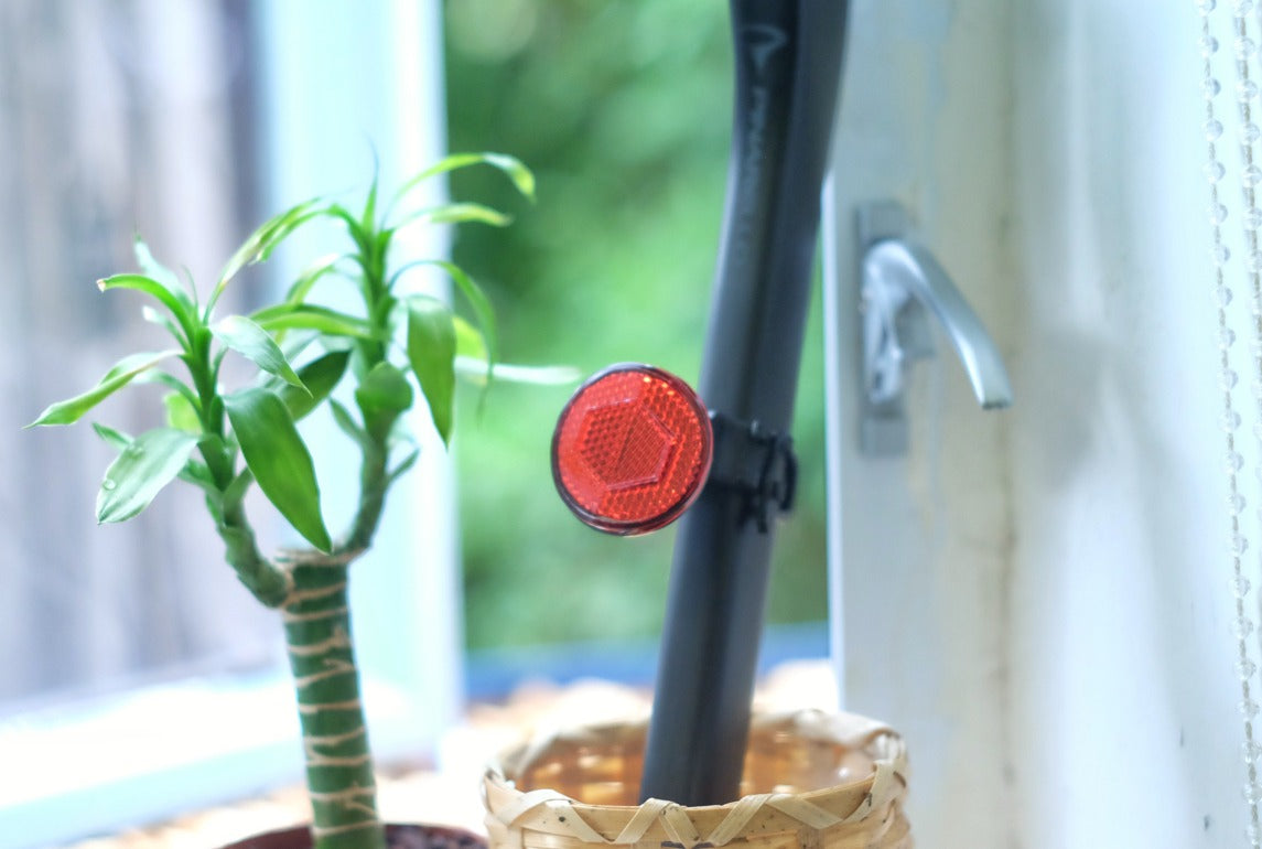 SRP 反光牌坐通碼連反光牌(破風坐通/圓型坐通適用) / SRP MOUNT-REFL/LIGHT