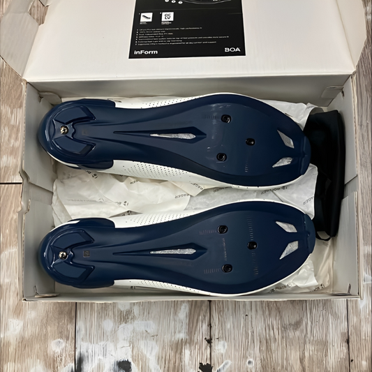 Display Unit | BONTRAGER XXX ROAD SHOES - WHITE/ BLUE - Size: 43