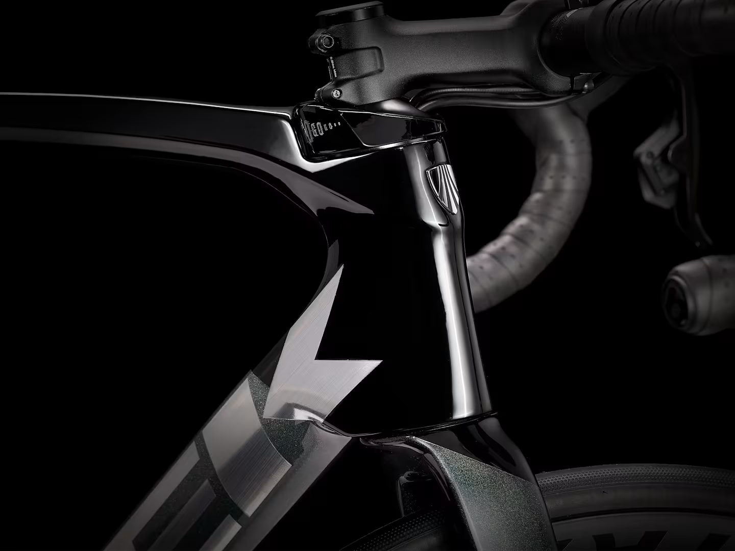 Trek Emonda SL 6 ETAP 碟剎公路車 - 幻彩/黑色 / Trek Emonda SL 6 ETAP Disc Road Bike-Dark Prismatic/Trek Black