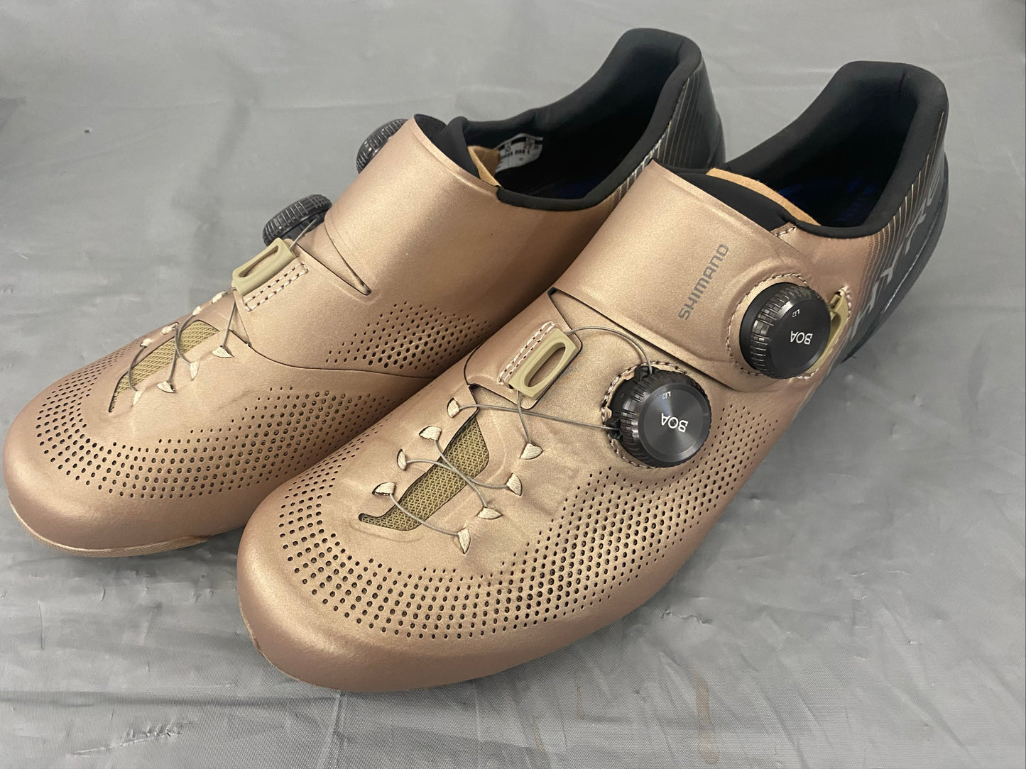 接近 7折｜SHIMANO SH-RC903S 公路車鞋-寬型-限量版香檳金黑色-44號