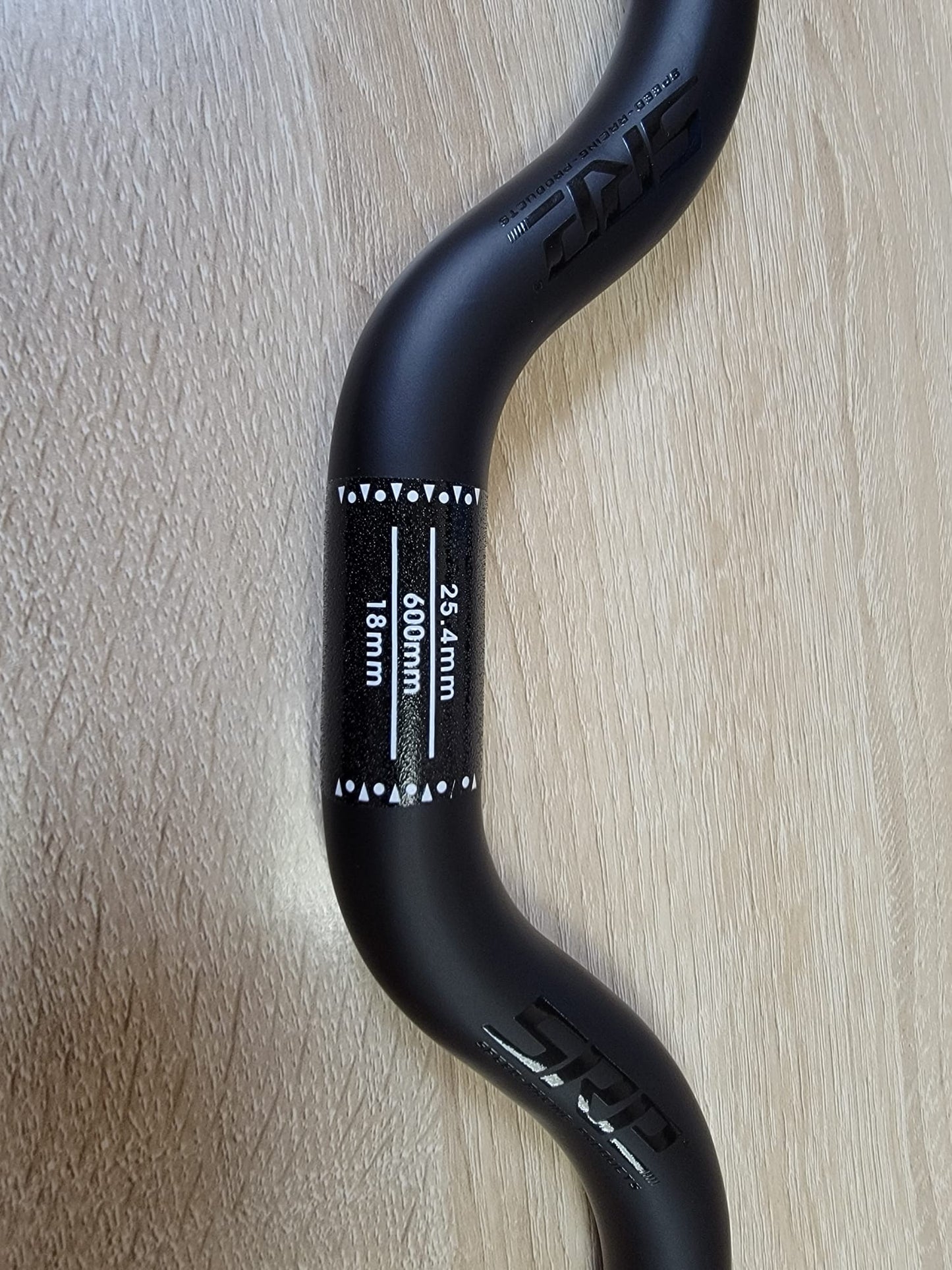 SRP TORAY T-700 CARBON 啞黑碳纖維車頭 -25.4 X 600 MM / SRP TORAY T-700 CARBON HANDLEBAR-25.4 X 600 MM