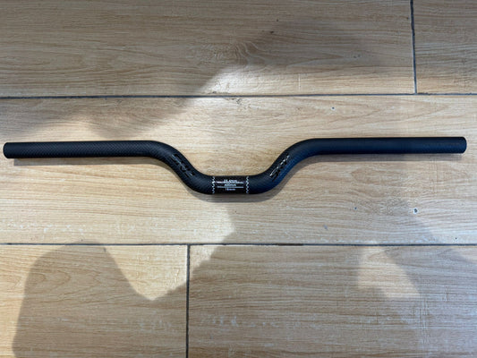 SRP TORAY T-700 CARBON 啞黑碳纖維車頭 -25.4 X 600 MM / SRP TORAY T-700 CARBON HANDLEBAR-25.4 X 600 MM
