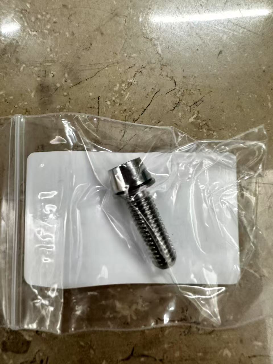 SHIMANO FC-R8000 鏈鉼脾螺絲(M6 X 19) / SHIMANO FC-R8000 CLAMP SCREW WITH WASHER (M6 X 19)
