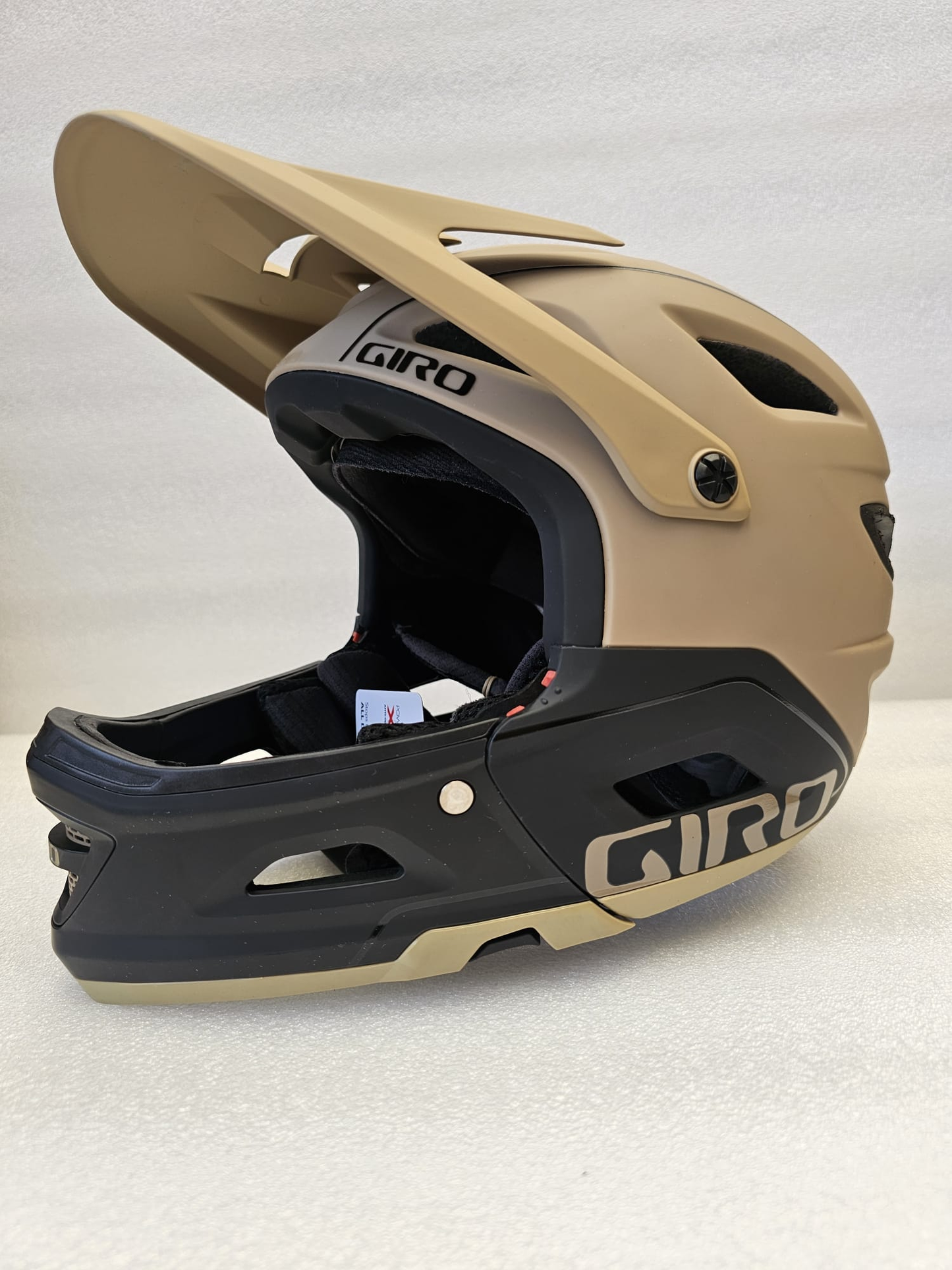 GIRO MONTARO MIPS MTB helmet-MAT DUNE WASH matt light brown M SMP