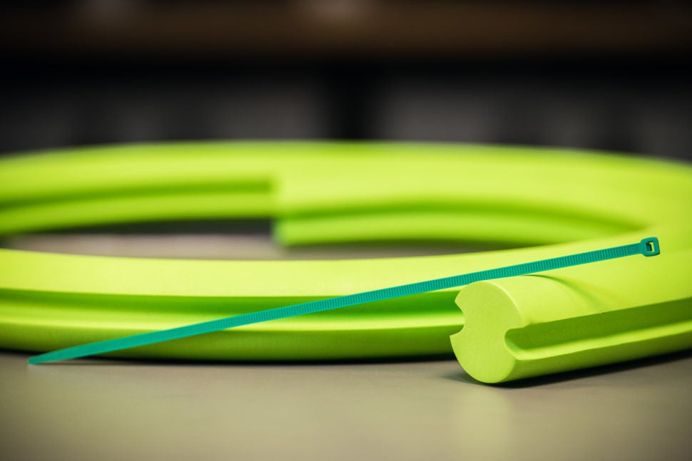 VITTORIA AIR-LINER foam tubular insert (for GRAVEL tires) / VITTORIA AIR-LINER TIRE INSERT-FOR GRAVEL